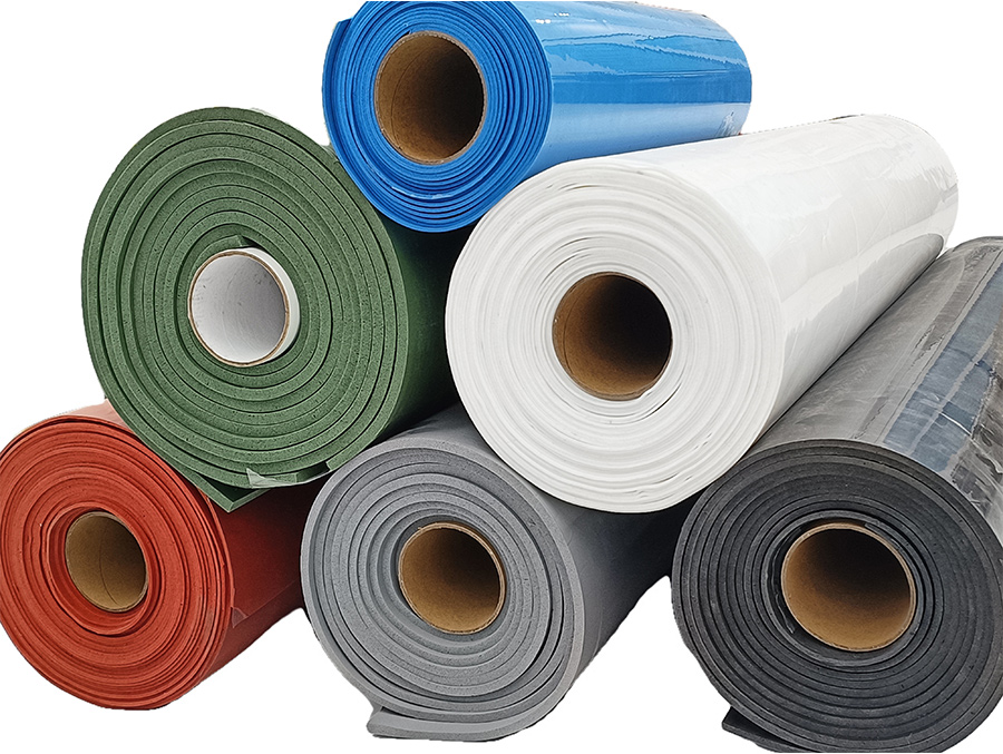 Fireproof, flame-retardant, sealed, and waterproof liquid foaming silicone roll material